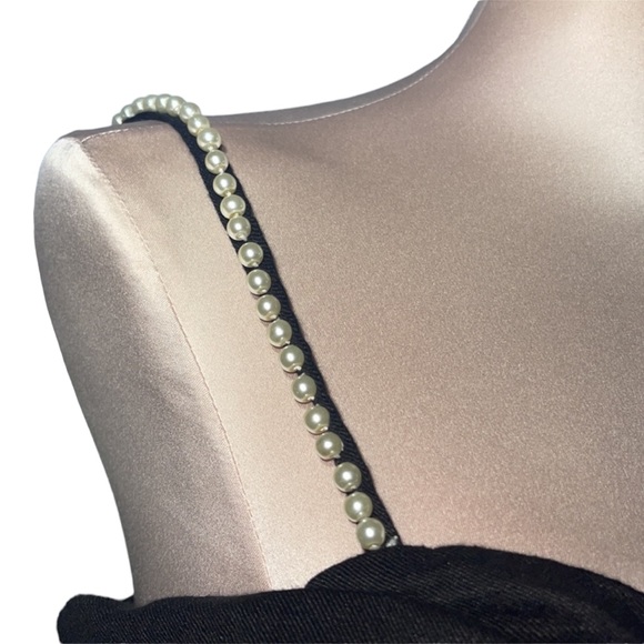 Carolina Benoit black top with beautiful pearl details. Size S - Picture 2 of 15